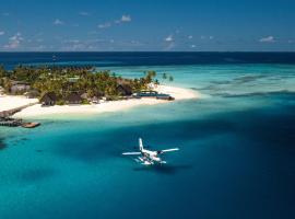 Fushifaru Maldives with 50 percent off on sea plane roundtrip 04 nights & above，位于Fushifaru的酒店