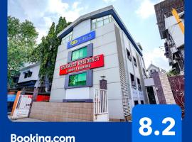 FabHotel Starwood Residency - Behind BMW Car Showroom，位于纳威孟买的酒店