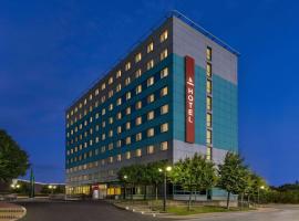 Amedia Express Prague, Trademark Collection by Wyndham，位于布拉格的酒店