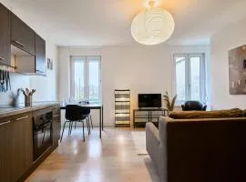One bedroom apartment near tramway & shops