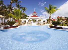 Bahia Principe Luxury Bouganville - Adults Only All Inclusive，位于拉罗马纳的海滩酒店