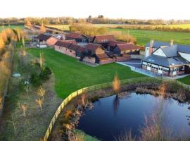 White House Lodges，位于Heveningham的酒店