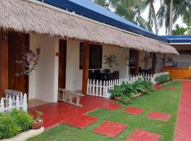 Glorias Panglao Inn 2 (Family/Group Rooms)，位于道伊斯的酒店