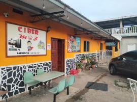Hostal Buena Esperanza El Copé de La Pintada，位于El Copé的青旅