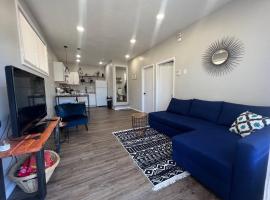 *NEW,PRIVATE* 2/1 Unit *CLOSE to JBLM and PLU*，位于Parkland的酒店