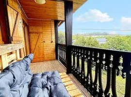 Chalet entièrement rénové proche Besançon