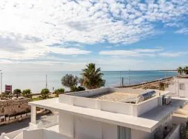 Front SEA Apartment - 20 meters by Salento Prime