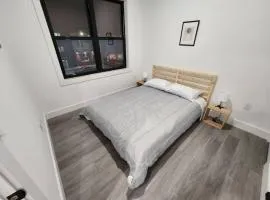 Vast Fully Furnished 2-Bed Close to NYC