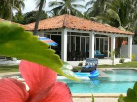 Vistabella Beach House - Pool, Beach - 12ppl，位于El Porvenir的度假屋