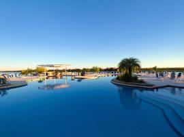 巴拉圭游艇及高尔夫俱乐部度假酒店，位于亚松森的酒店
