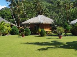 Rops Location Huahine，位于Parea的酒店