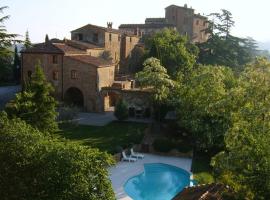 Borgo La Grancia，位于Montisi的度假村