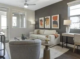 Landing Modern Apartment with Amazing Amenities (ID1018X984)