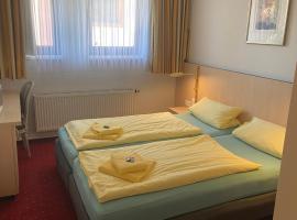 Gästehaus Niki，位于陶贝尔比绍夫斯海姆的酒店