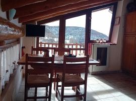 Appartamento incantevole con vista sulla vallata，位于沙穆瓦的酒店