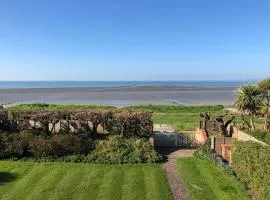 West Wittering beach house with direct beach access