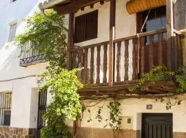 LA CASITA DE LA CORREDERA