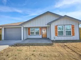 Downtown Elegance: 2-BR Home - San Angelo, Texas