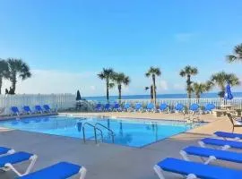 Sunny Daze, Desirable Kid Friendly Resort, 3 minute walk to the Beach, Resort Beachside Pool & Restaurant