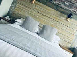 费恩利尔酒店之海滨大道旅馆