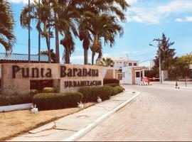Casa en Punta Barandua Playa Privada，位于圣埃莱纳的酒店
