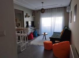 Coquette Appartement，位于Boumhel El Bassatine的公寓