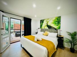 Charming 1BR Granny Flat Conveniently Located near Knox Shopping Center，位于南万提那的酒店