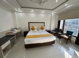Lemon Green Residency - Hotel and Serviced Apartments，位于新德里IGNOU附近的酒店