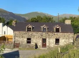 Traditional Welsh cottage in Llanberis