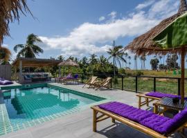 Manao Seaview Pool Villa 33 - 5 Mins Walk To The Beach，位于高兰的酒店