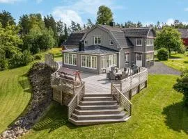 Nice Home In Vaggeryd With Kitchen