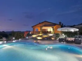 Villa Diora by Villas Holiday