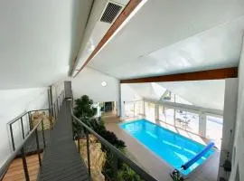 Villa avec piscine d'intérieur “ Losalia “