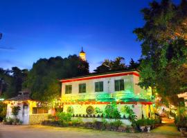 Afno Ghar Temple Resort，位于Dhangarhi的酒店