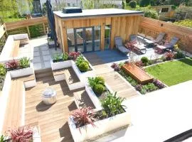 5 star luxury villa with Garden SPA