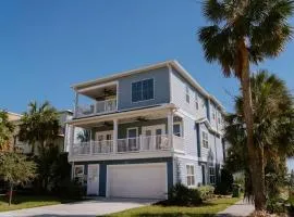 Luxurious 4 Bedroom Home In Jacsonville Beach