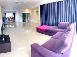 Mimi's House，位于Ban Khlong Toei (1)的酒店
