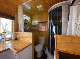 Sun Tiny House A Pahrump，位于帕伦普的酒店