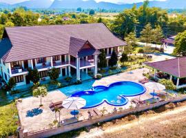 Vang Vieng Garden Resort，位于万荣的山林小屋