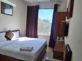 Hotel KD INN 300 Meter For Golden Temple，位于阿姆利则的酒店