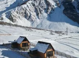 Traveler's Cottages in Kazbegi