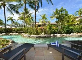 Resort-style Swim Out - A True Tropical Oasis