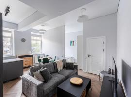 Modern flat in Old Town Kaunas - Free Parking & Self Check-In，位于考纳斯的公寓