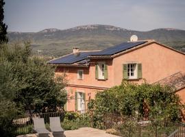 Les Hauts de Diane, CUERS var，位于屈埃尔的酒店