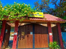 Monte Rio Gardens Bed & Breakfast，位于阿拉米诺斯的酒店