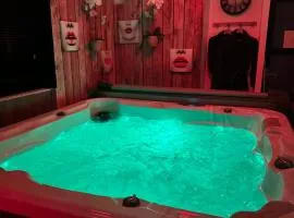 La Maison des Plaisirs Love room