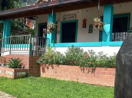 casa de campo los gnomos, Venecia，位于Venecia的酒店