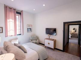 Speakeasy 2 Room Suite (Rm 5)，位于内华达城的酒店