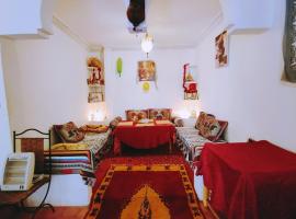 Riad Kasbah des Roches，位于Akhendachou nʼAït Ouffi的宾馆