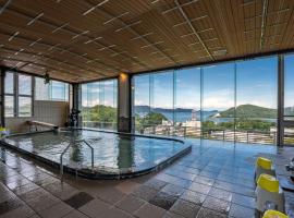 森坡卡酷酒店，位于鸟羽的带泳池的酒店